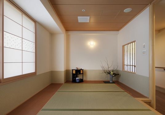 和風の落ち着いた廊下