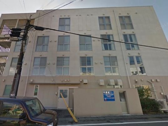 清潔な外観の建物