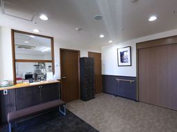 清潔感のある待合スペース