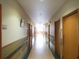 清潔な廊下の風景