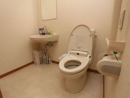 清潔なトイレの様子