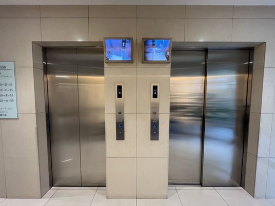 エレベーター利用スペース