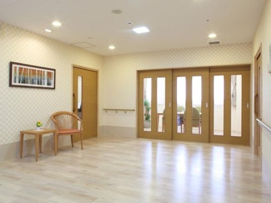 快適な明るいロビー