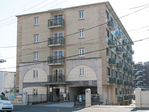 外観の建物正面