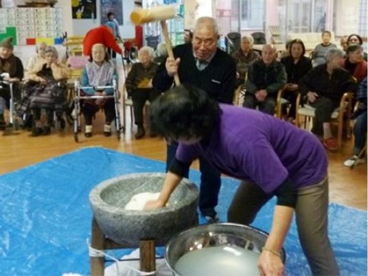 もちつきイベントの様子
