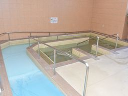 清潔な浴室施設