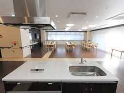 広々ダイニングキッチン