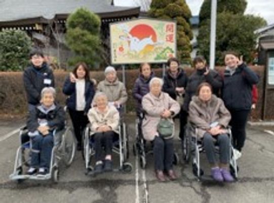 元気なスタッフと利用者