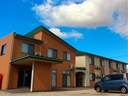 快適そうな外観の建物