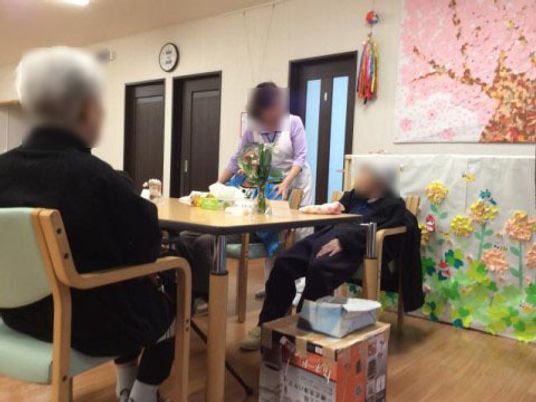 活動する人々の共有スペース