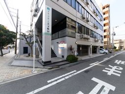 施設の清潔な外観