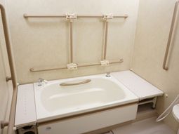 バリアフリー浴室設備