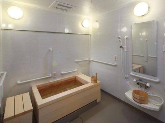 バリアフリーの快適浴室