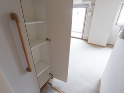 洋式の広々居室