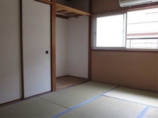 和室内部の明るさ