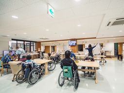 明るい共有スペース