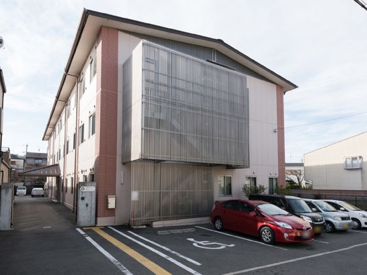 清潔感のある建物外観