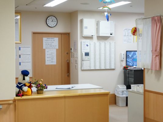 整然としたフロント受付