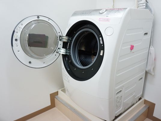 洗濯機のある室内