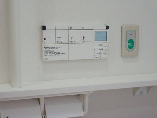 通話装置のある壁面