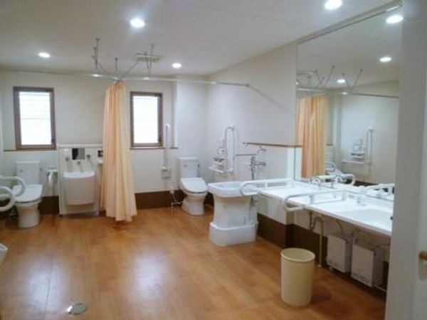 清潔感ある洗面所設備