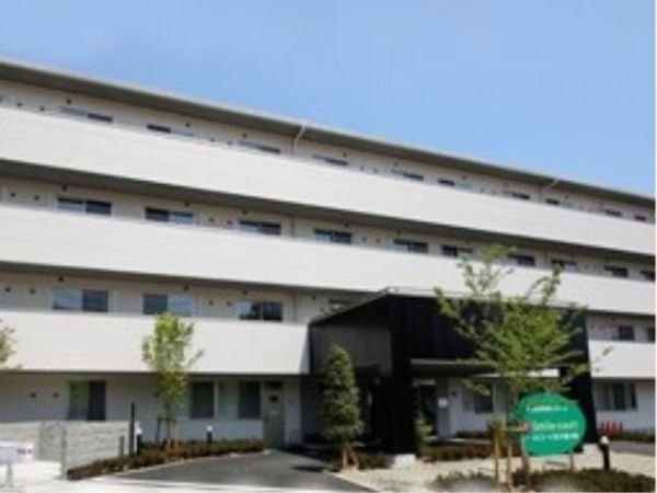 清潔感溢れる建物の外観