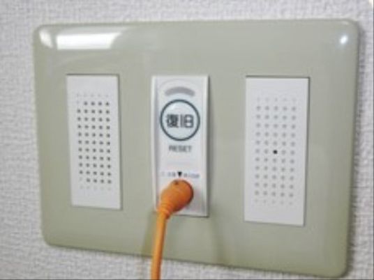 通話装置とプラグ