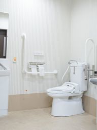 清潔なトイレ設備