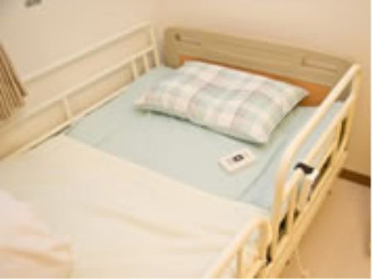 安全な居室のベッド