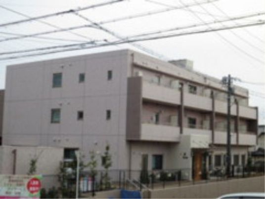 多階層のモダンな外観