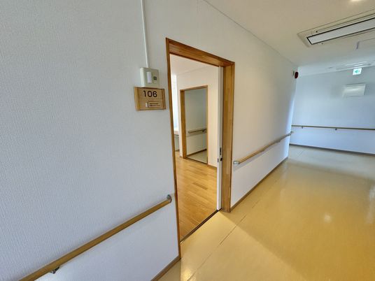 安全な通路の廊下