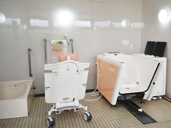 清潔な浴室設備