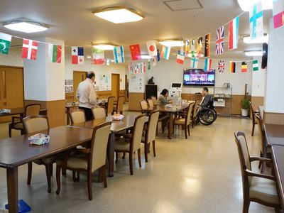 国旗飾りのあるダイニング