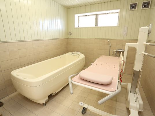 快適な介護用浴室