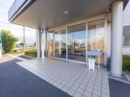 車椅子対応の入口