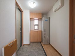 清潔な廊下の光景