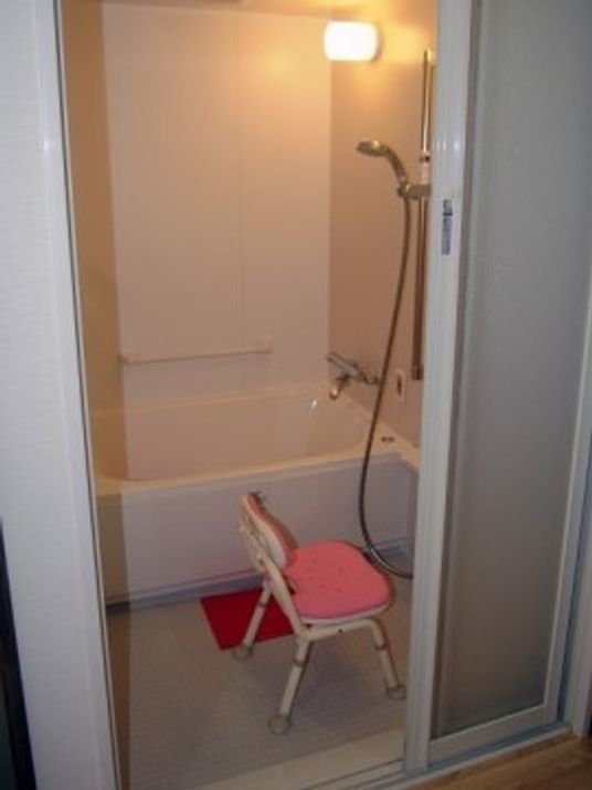 バリアフリー浴室設備