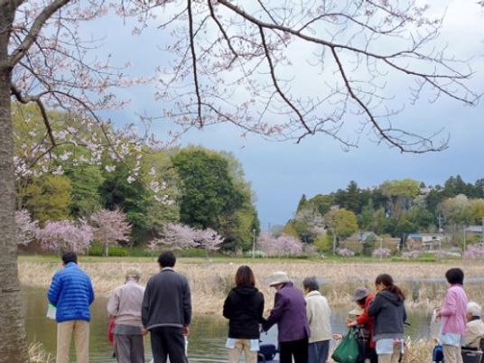 居者様とスタッフでレジャーへ行った際の様子である。外の空気に触れる機会を作り、ストレスが溜まらない工夫をしている。