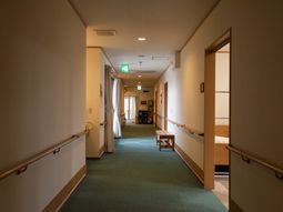 廊下の落ち着いた風景