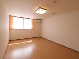 明るい空間の居室