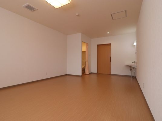 ゆとりある明るい居室