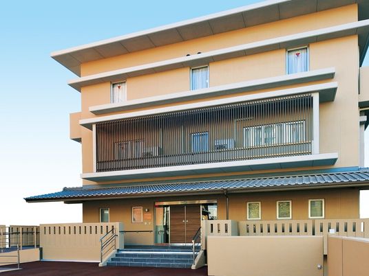 多階層建物の外観