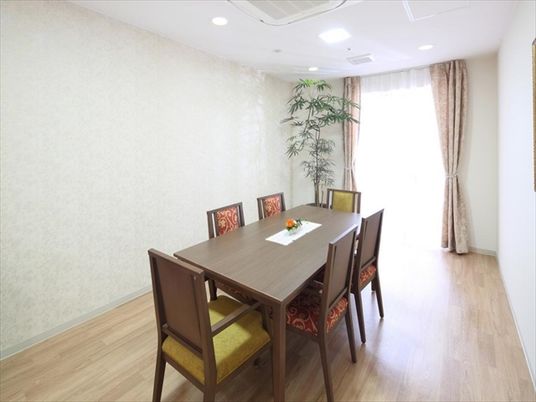 共有ダイニングスペース