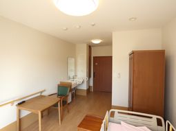 居室の明るい空間