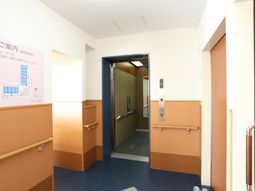 清潔感ある廊下