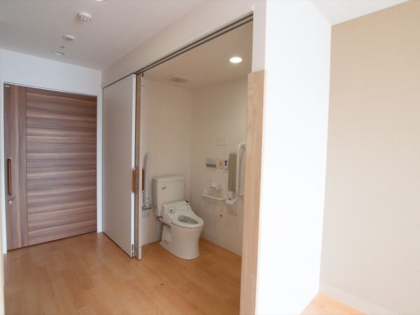清潔なトイレスペース