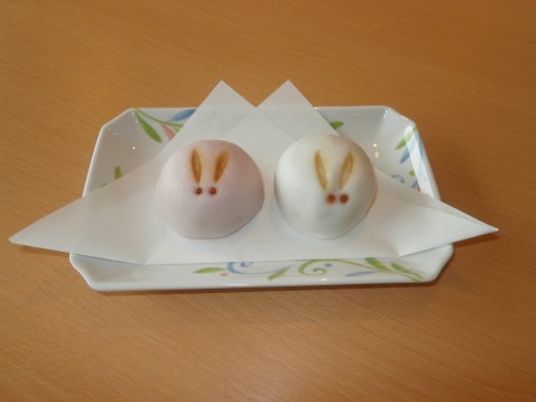 和菓子のウサギモチ
