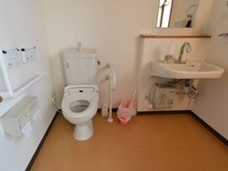 清潔なトイレスペース