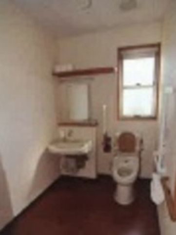 シンプルなトイレスペース
