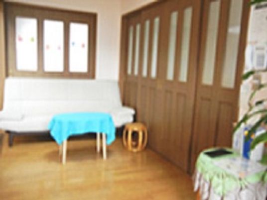 木目調の落ち着く休憩室